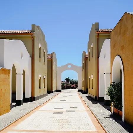 Archimede Aparthotel *