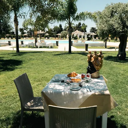Archimede Aparthotel *